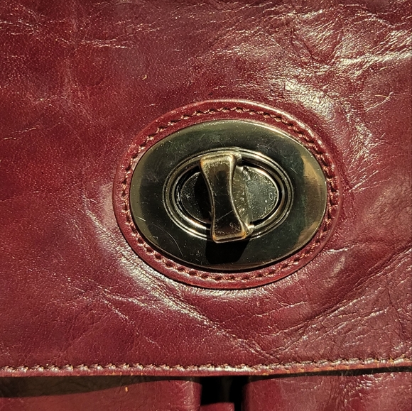 Danier Red Wine Leather Bag with Large pockets - Picture 2 of 7
